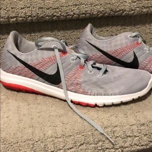 Men’s Nike Fury sneakers